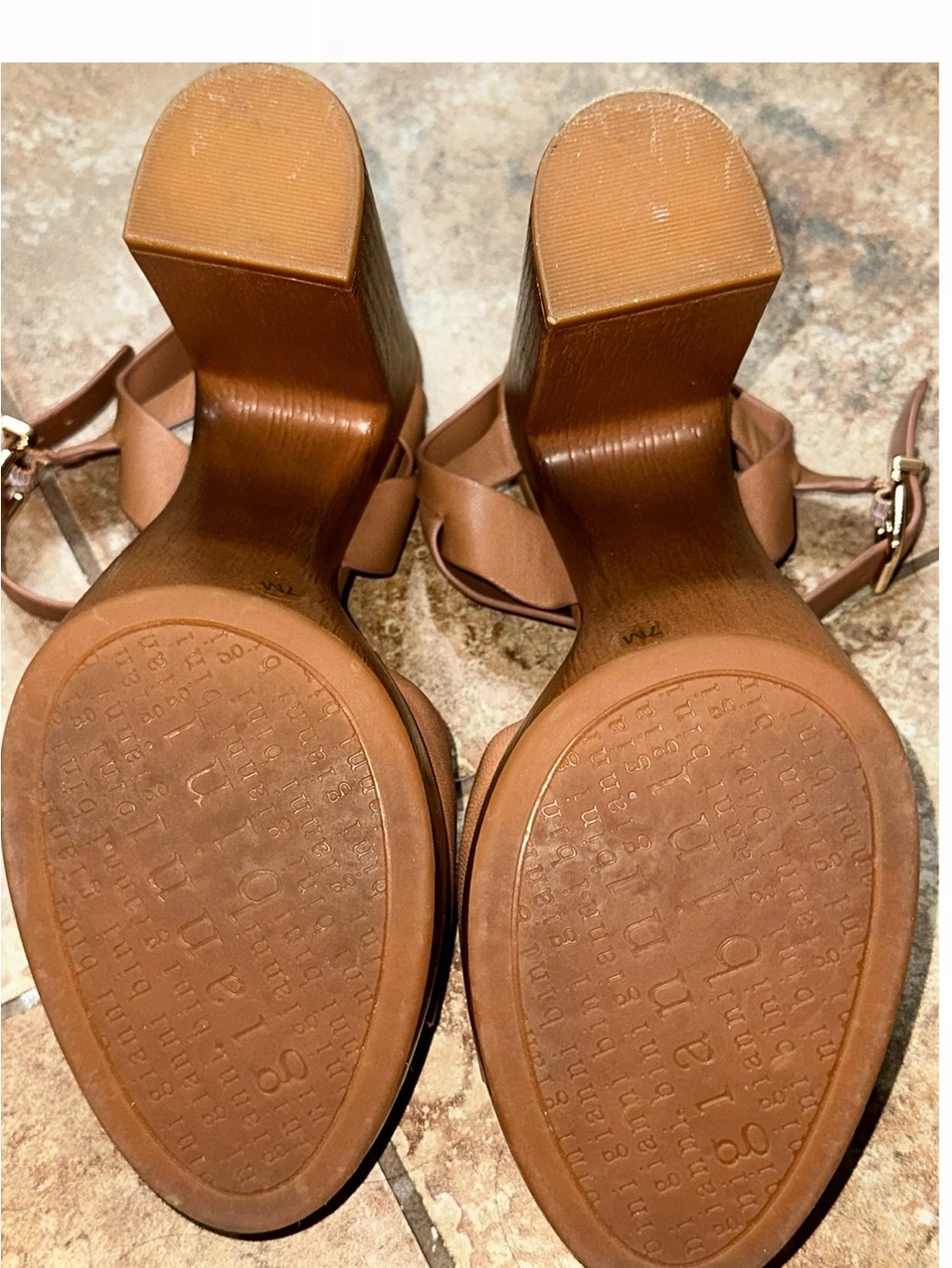 Gianni Bini Vacay Tan Box Label - Neutral Tan - Picture 5 of 6
